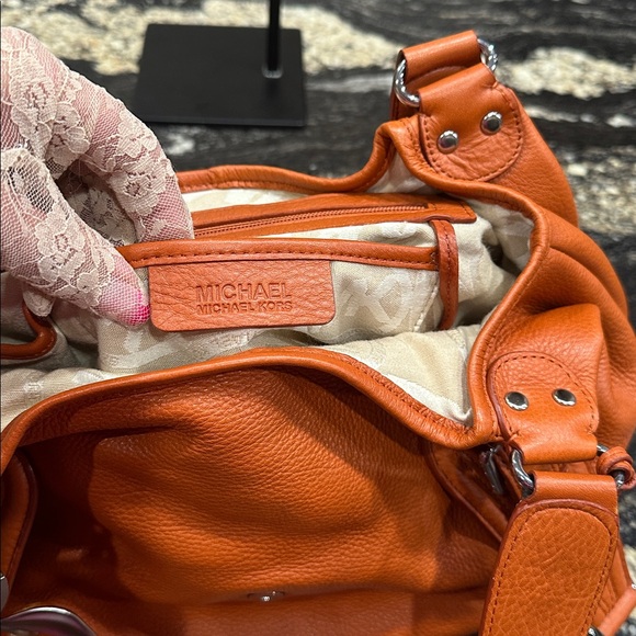 EUC Michael Kors Leather Hobo - Picture 11 of 14